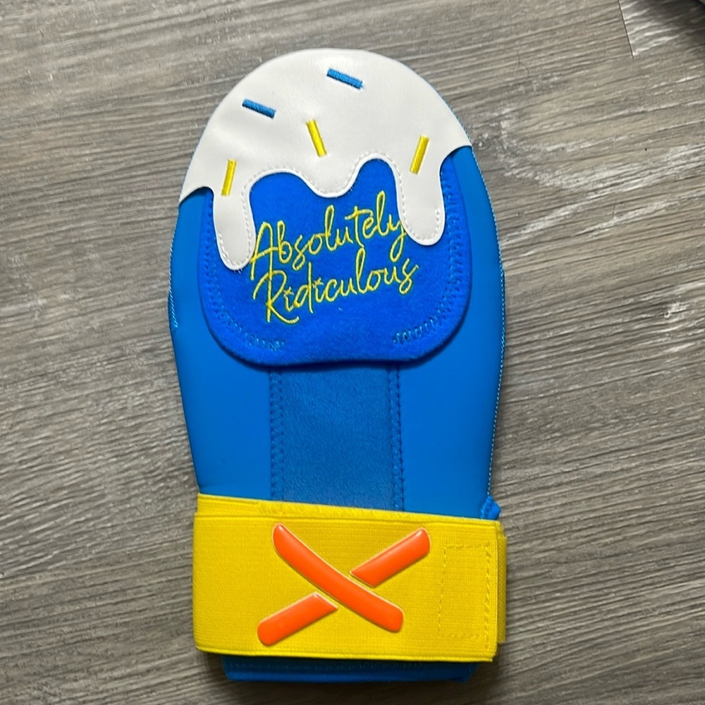 ookla | short king sliding mitt absolutely  ridiculous